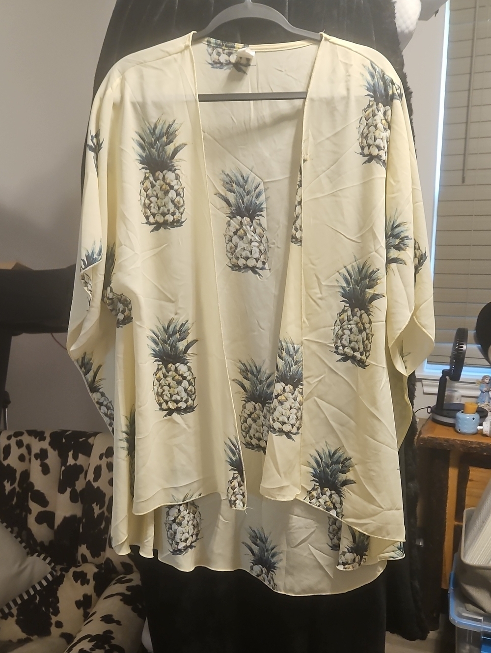 J.O.A. Cream Pineapple Print Kimono